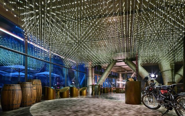 InterContinental Shanghai Wonderland by IHG