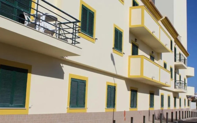 Torre da Aldeia by Umbral