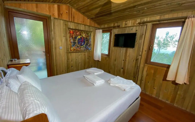 Tree House Otel
