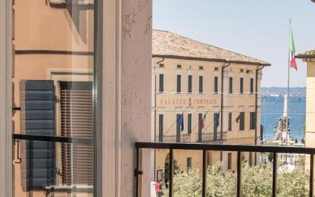 IN PIAZZA appartamento con vista