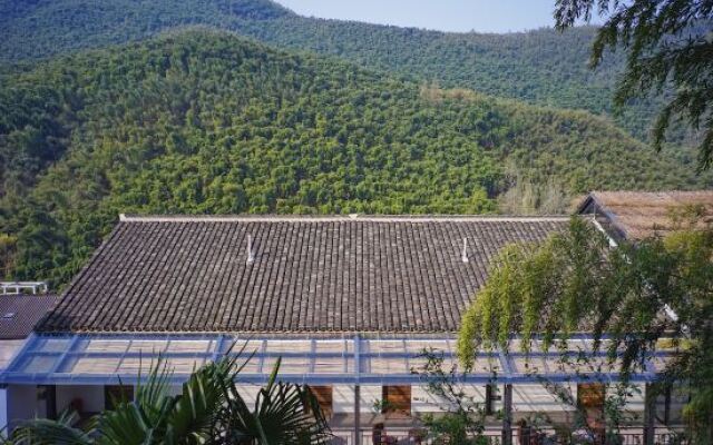 Jiushe Moganshan Banshan Forest Holiday Home