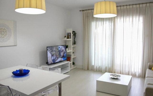 Luminoso y Tranquilo Apartamento en Los Alamos