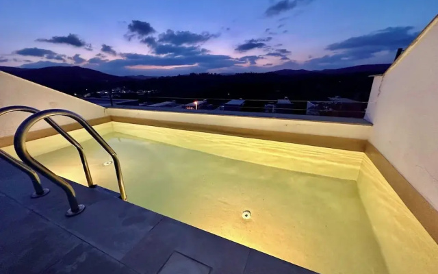 Villa - Sleeps 8 - Near Beaches Golf and Polo