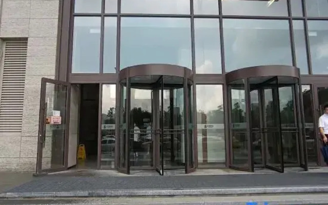 Peijia Select Hotel (Harbin West Railway Station Huizhi Center Branch)