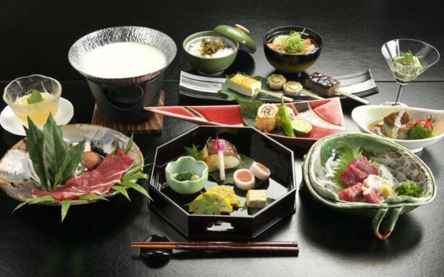 Ryotei Matsuya Honkan Suizenji