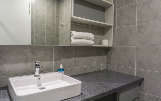 Robertson Premier Suites by Subhome