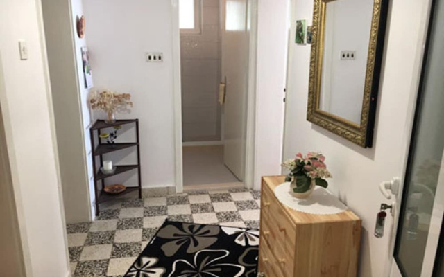 Apartment and Rooms Tomo 1