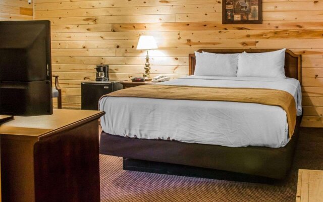 Econo Lodge Mackinaw City