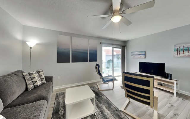 9301madeirabyc261fmbywco - Madeira Beach Yacht Club 261f