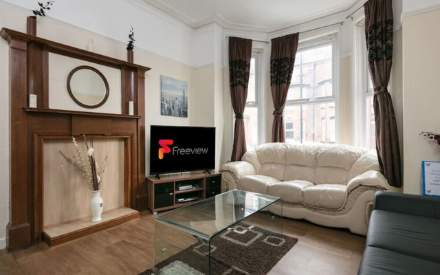 Short Term Shared R&R In Chorlton
