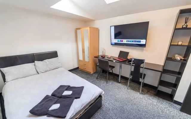 Studio Close to University of Birmingham