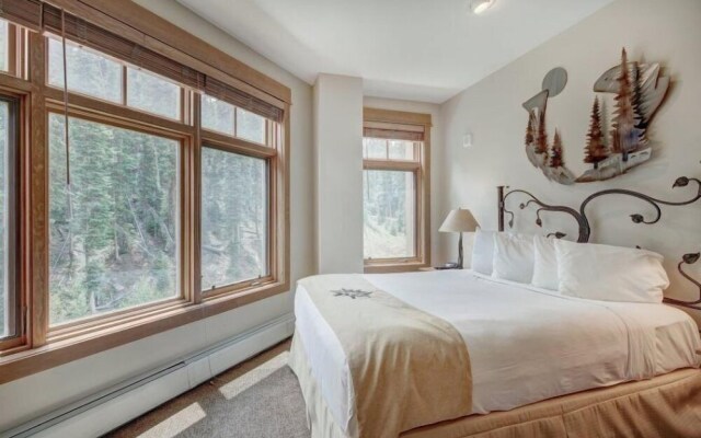 Lone Eagle 2 Bedroom Condo