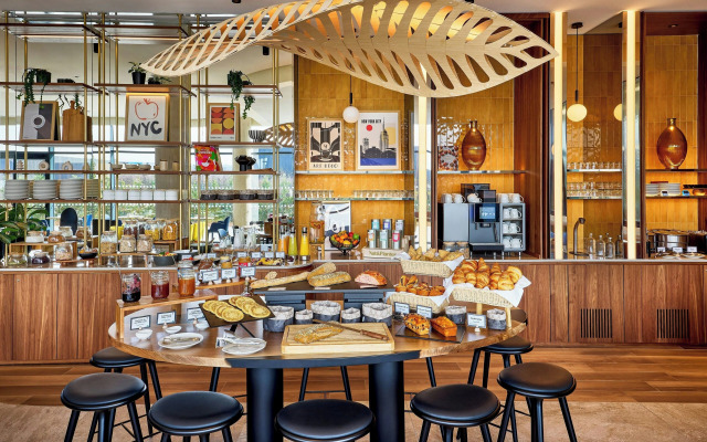 Courtyard By Marriott Lyon Eurexpo Stadium