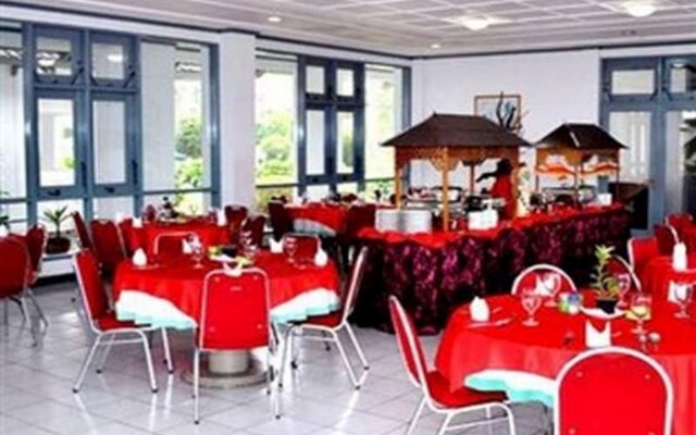 Palace Hotel Cipanas