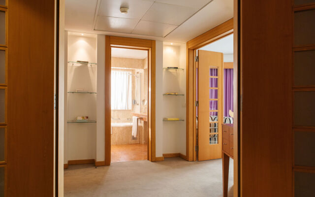 SANA Sesimbra Hotel