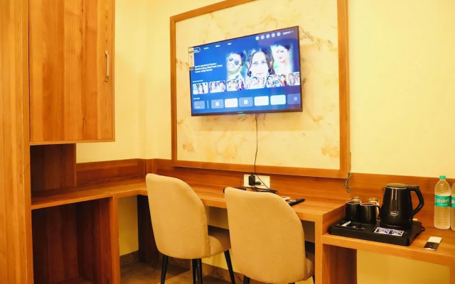 The Velar Hotel, Vijay Nagar