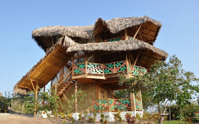 Azuluna Eco-Lodge