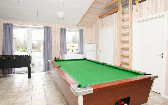 Elite Holiday Home in Vinderup With Private Pool