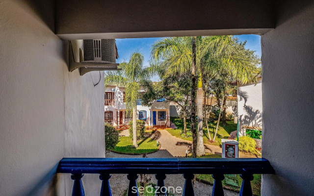 Apto em lindo condomínio pé na areia RPB038