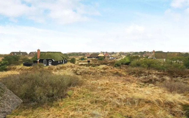 6 Person Holiday Home in Blavand