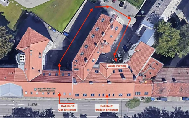 Luxury Oasis, Sauna, AC and Free Parking