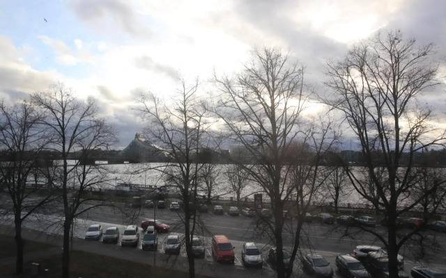 Heart of Old Town - Riverside view