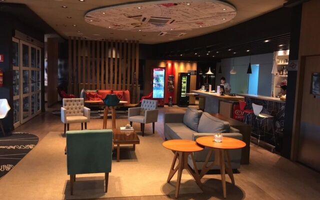 Hotel Oeste Plaza