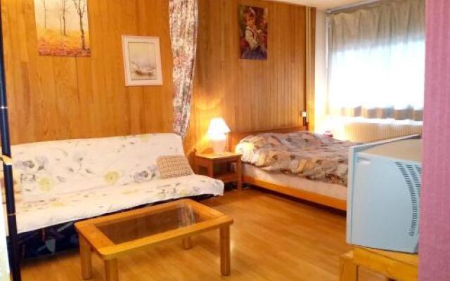 Apartment Vouille de Belle-Hutte