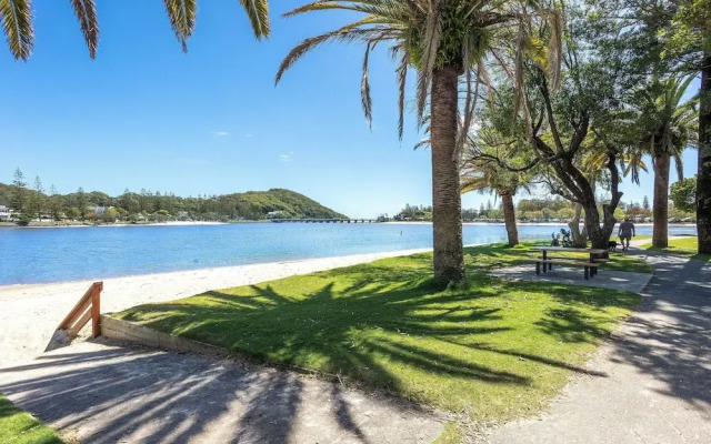 Palm Beach Waterfront Escape