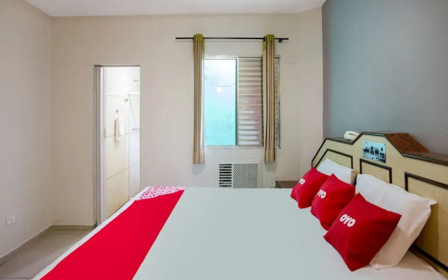 Oyo B Plaza Hotel