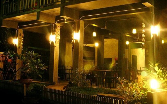 Tonkong Guesthouse & Restaurant