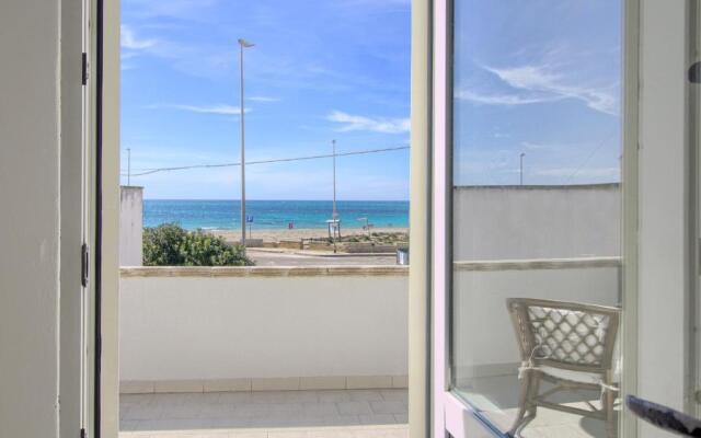 Front Beach Torre Mozza