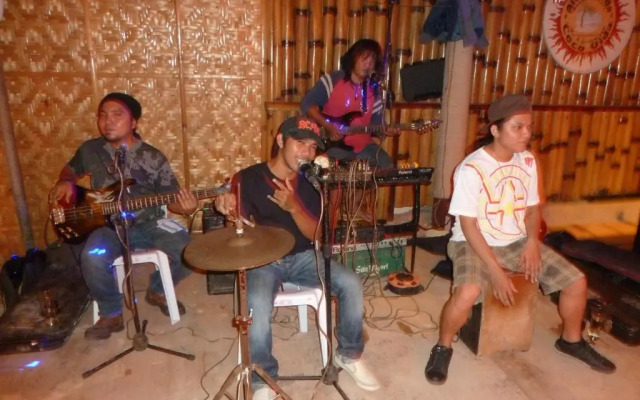 Alona Vida Beach Resort