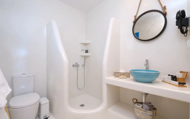 Aelia Collection Suites - Adults Only