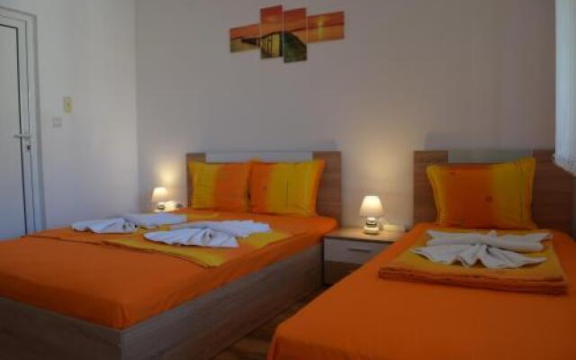 Demirevi Guest House