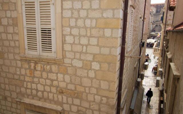 MirÓ Studio Apartments