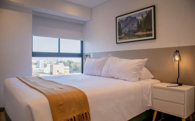 w Amazing 2BR w Balcony in San Isidro