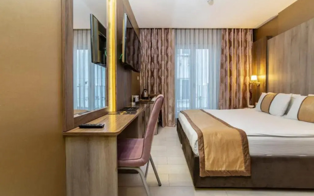 Royal Capital Hotel