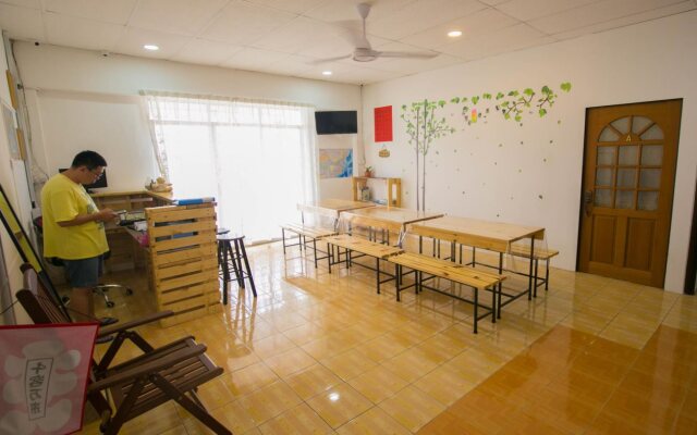 Alice Semporna Backpackers Hostel