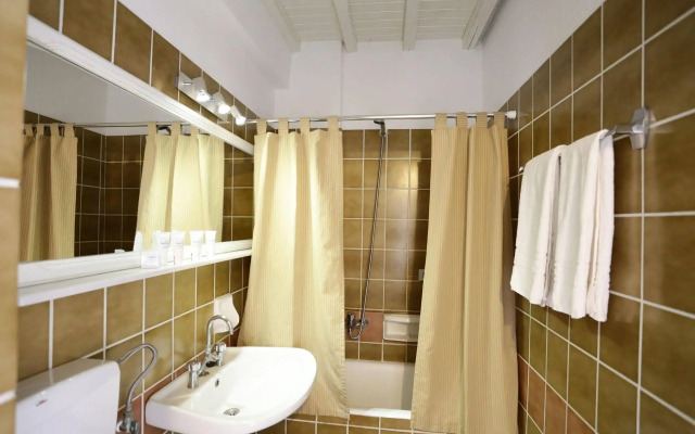 Aphrodite Beach Resort Hotel