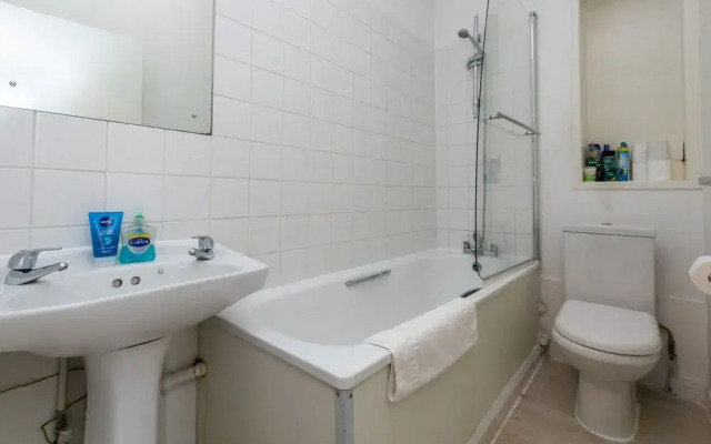 Light & Central 1BD Flat - Dalston