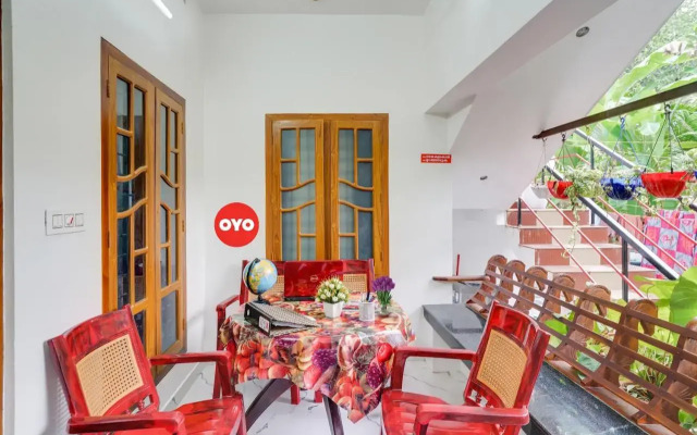 Oyo Flagship 702272 Vaishnavam Residency