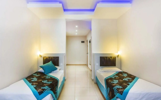 Kleopatra Ada Beach Hotel