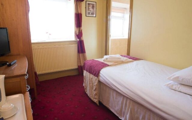 Highwayman Inn