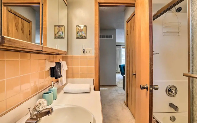Deadwood Apartment - Walk to Historic Downtown!
