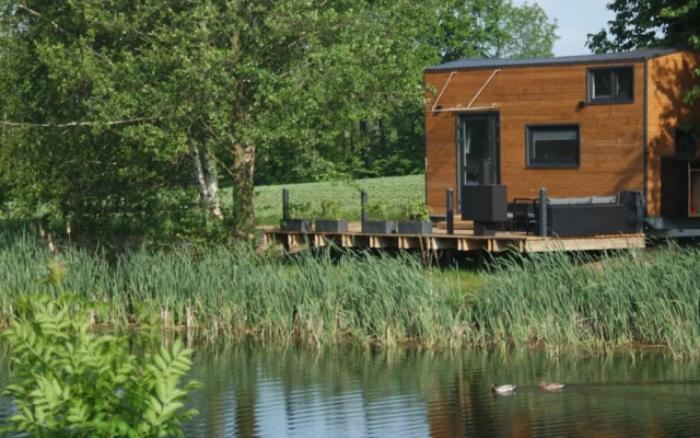 Tiny House in Ruhiger Alleinlage am Naturteich