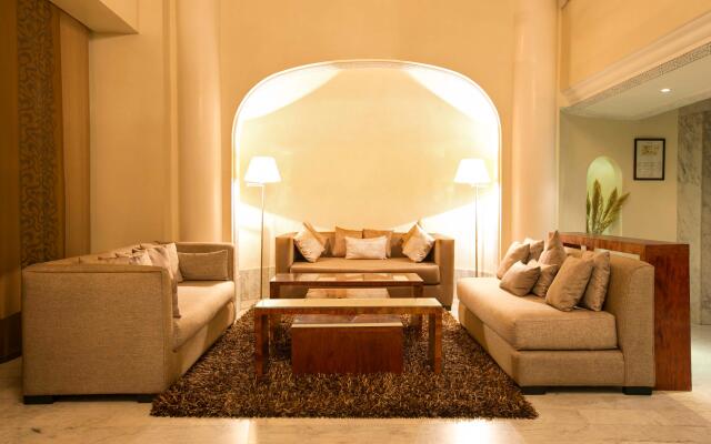 Hotel Nassim