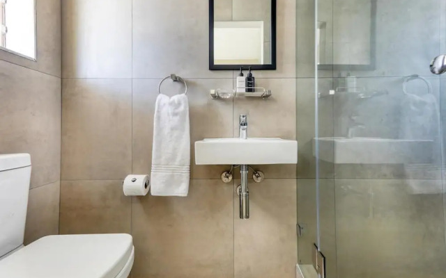 15 @ Villa Marina - Mouille Point