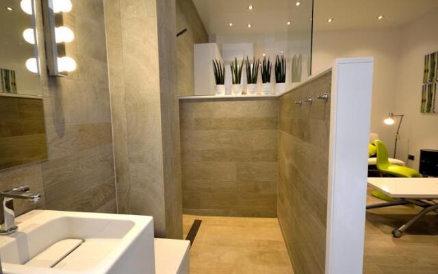 Center of Barcelona - Travel Support