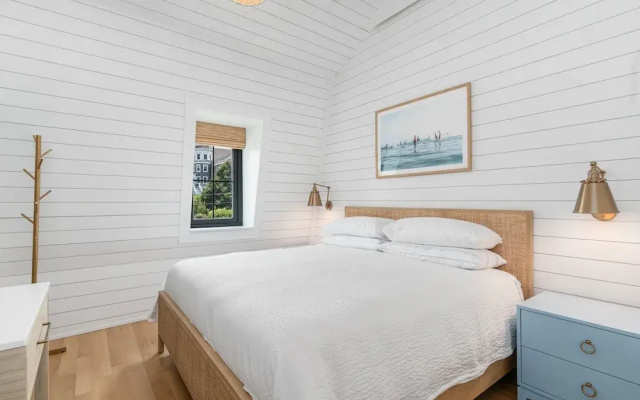 Block Island Bunk House